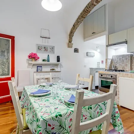 Centro Trastevere Lovely House Appartamento *