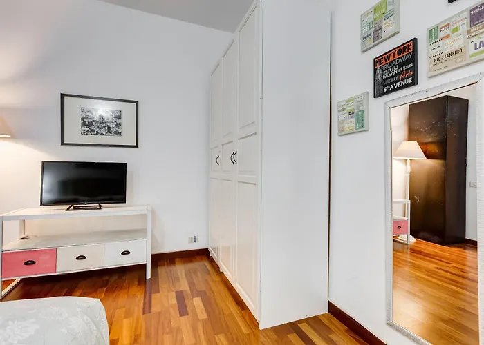 Centro Trastevere Lovely House Διαμέρισμα *