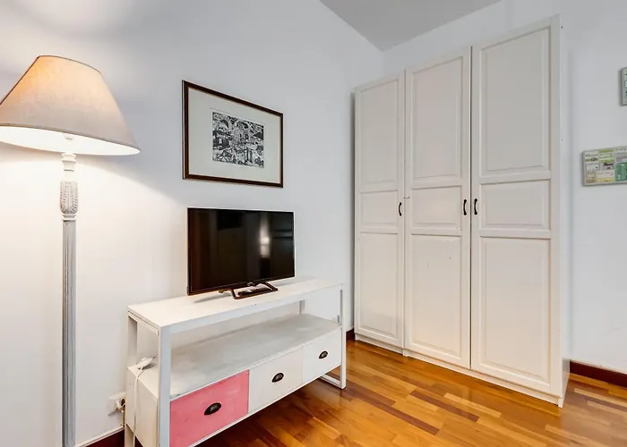 Centro Trastevere Lovely House Διαμέρισμα *